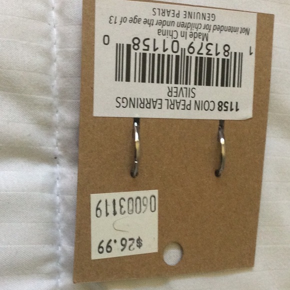 Amanda Blu Pearl Earrings - Picture 5 of 5